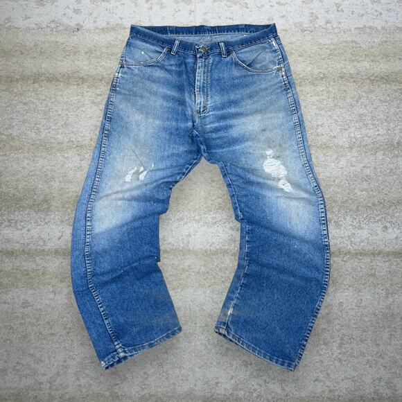 Wrangler Jeans Relaxed Fit Medium Wash Denim - Picture 2 of 4